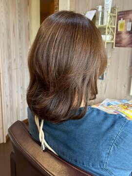 大人上品セミディ/くびれヘア/美フォルム/顔周りレイヤー/小顔