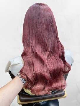 ユニバーススイート(UNIVERSE.suite) ケアブリーチonピンクカラー