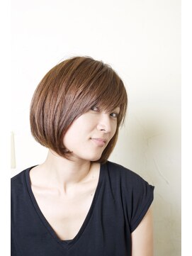 トゥワイス(Twice) おさまりやすい大人ボブ