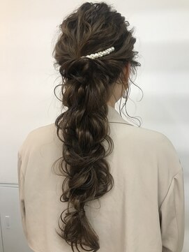 キューズ クラブ(cuz KLUB) 【cuzKLUB】編み下ろしアレンジスタイル