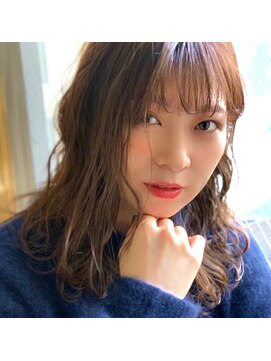 アンスール(Un Seul) ニュアンスウェーブで柔からく　ミディアムボブ