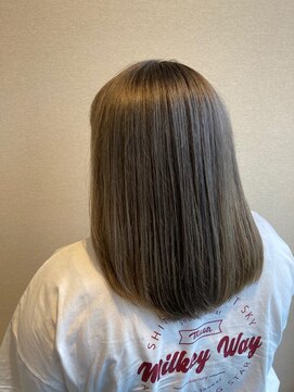 ワイツー(Y 2) ミルクティーグレージュ