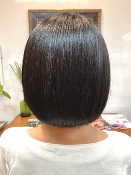 ミーノ(mｉｅｎｏ) あごラインボブ