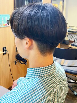 ヘアークリエイ トポライトウィロー 烏丸(Hair Create Polite willow) 20代30代40代メンズ刈り上げ韓流マッシュ爽やかビジネス