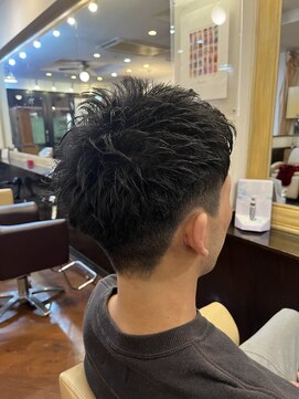 シャンプーボーイアネックス(SHAMPOO BOY Annex) 束間ショート