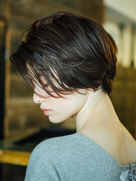 キュレア(C..ure.are) 小顔補正カット 濡れ感艶感 大人可愛いいお洒落丸みショート