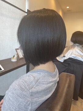 ヘアーデザイン シーベル(HAIR DESIGN SEA BELLE) 襟足ギリギリ前下がりボブ