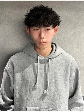 ケンジオム(KENJE HOMME) 波巻きパーマ