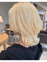 ユウヘアー 大高店(U Hair)&nbsp;抜きっぱなしブロンド/ブリーチ/デザインカラー