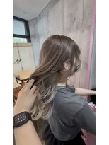グリット ヘアープラス(grit.HAIR|+) 【grit.】ミルクティー + インナーカラー