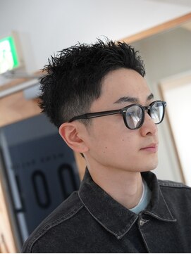 クオル 円山(QOL) ベリーショートパーマメンズ