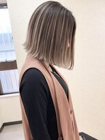 モルト 麻生(molt) コントラストハイライト ボブ