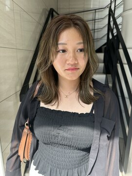 バイエイト 今池(By eight) Olivecolor