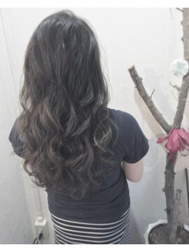 トーク 伊丹本店(TAL'KE) アッシュロングウェーブ