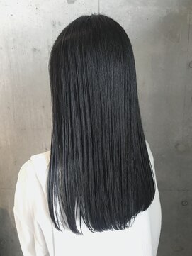 ユミリーバイルコル(umily by RuCOR.) 暗髪ツヤストレート