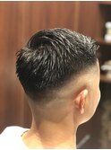 スキンフェード×サイドパート