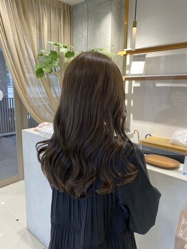 サローネ サンク(SALONE CINQ) ブリーチなしで出来る透明感カラー