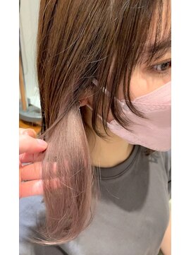 ビーハイブ 一番町店 アヴェダ(BEHIVE) 顔周りウルフカット　インナーピンクベージュ