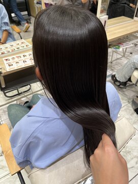 ゼスト フィーノ(ZEST fino) 【平林鼓】酸性ストレートで艶髪に！