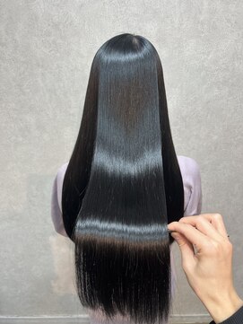 アールクリップ 表参道(arclip) サラ艶ロングレイヤーカットサイエンスアクア髪質改善韓国ヘア