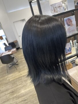 ディーボーイ 健軍店(D-BOY) 艶々ブルーブラック