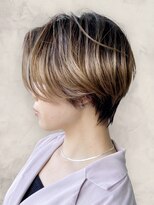 ヘアープロデュース ラピセット 松山(Lapset) 脱白髪染め大人ショートスモーキーベージュハンサムショート