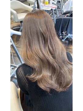 アヴァンス 西田辺(AVANCE.) 艶カラーオリーブベージュ