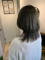 ヘア ケア ディエイチケー(HAIR CARE DHK) ウルフカット　オリーブカラー