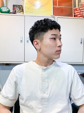 メリケンバーバーショップ フクオカ(MERICAN BARBERSHOP FUK) べリーショートダークアッシュニュアンスパーマ韓国マッシュ