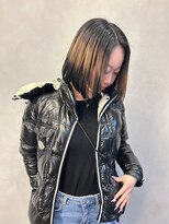 プシュケ(PSYCHE)&nbsp;20代30代40代大人可愛いハンサム小顔ワンサイドショートボブ