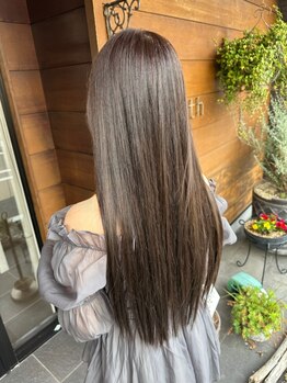 フェリアス ヘアー プロデュース Feriath hair produceの写真/Feriathの髪質改善/輝髪ストレートで毛先まで潤う艶髪へ♪マイナスイオンミスト付で健康的な輝きを叶える♪