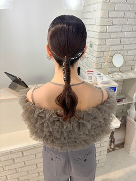 ディティカ サウ(Dityca sow) tight low pony