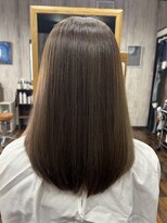 アイリーファンビリ(irie fambilly)&nbsp;Rich髪質改善メテオカラー×マットベージュ 【20代】