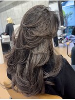 ヌエン 渋谷(NU/EN)&nbsp;秋冬オススメのココアグレージュ×バタフライレイヤーカット◎