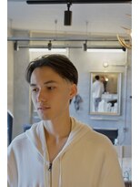 メゾンノワンド(Maison NOWAND)&nbsp;センターパート/テーパーフェード