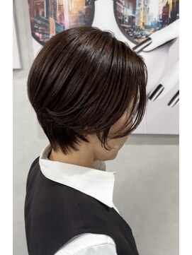 A BY WHO江坂/艶感大人ショートボブ/透明感カラー