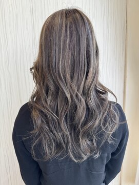 ビス ヘア アンド ビューティー 西新井店(Vis Hair＆Beauty) 冬の透明感◎ナチュラルハイライト×アッシュグレージュ