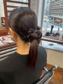 MRN. 新宿西口 ヘアセット/カチモリ/パーティアレンジ/結婚式