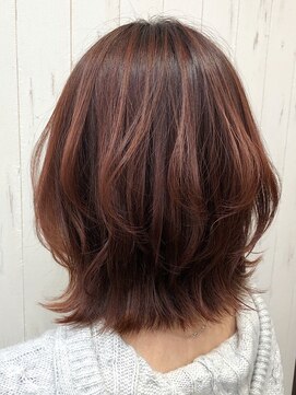 チームボス(Team BOSS) 外国人風×ピンクレッドカラー