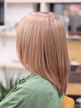 ノルン(norn.) シルキーベージュ/ヌーディベージュ/ニュアンスカラー