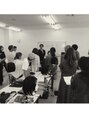 ビリッツ(美BLITZ) 東京の有名サロン在籍時の講師活動。カットで全てが決まる。