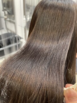 エスカーラ 表参道(THE ESCALA) @aidaman321/ショコラベージュ/ボブルフ/カール/ベービーバング