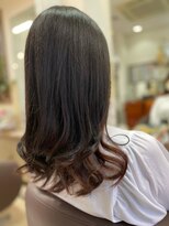 コアフィールフィス(COIFFURE fils)&nbsp;お得クーポンあり！【見附　今町】ツートンカラーインナーカラー
