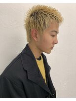 ソーコ 渋谷(SOCO)&nbsp;スパイキーショートヘアワンブリーチ抜きっぱなし