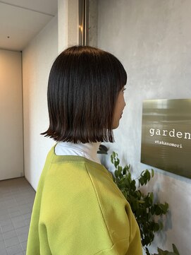 ガーデン オオタカノモリ(garden otakanomori) 20代30代40代に向けた切りっぱなしボブ