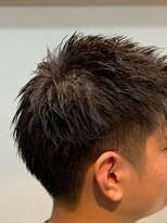 クローバー(CLOVER)&nbsp;心斎橋　小林広明　ショート　ベリーショート
