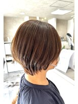 ホワイトストーン WHITE STONE 熊本 丸みショートカット 大人ショート 30代40代ヘアスタイル