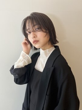 ルーイ(LOUIE) ○切りっぱなしbob・フェザーbang○