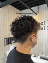 フィール ヘアー(feel hair) 【メンズ　パーマ】