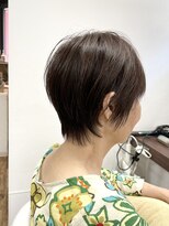 ジールヤマグチ 朝霧駅前店 大人女性に人気のショート【白髪ぼかし、白髪染め】